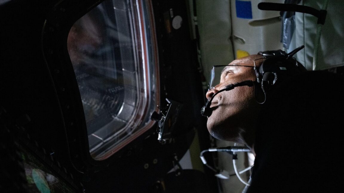 Artemis II pilot talks about what it was really like to fly and land in Orion