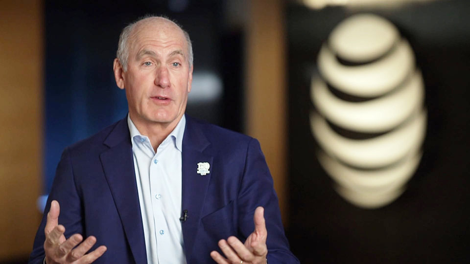 AT&T CEO Reaffirms Support for AST SpaceMobile, Dismisses Satellite Revenue Risk
